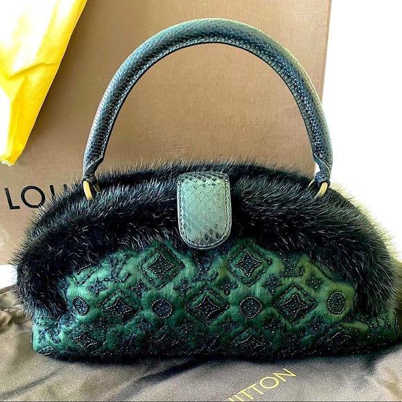 Louis Vuitton Mousseline Demi Lune - Picture 9 of 14